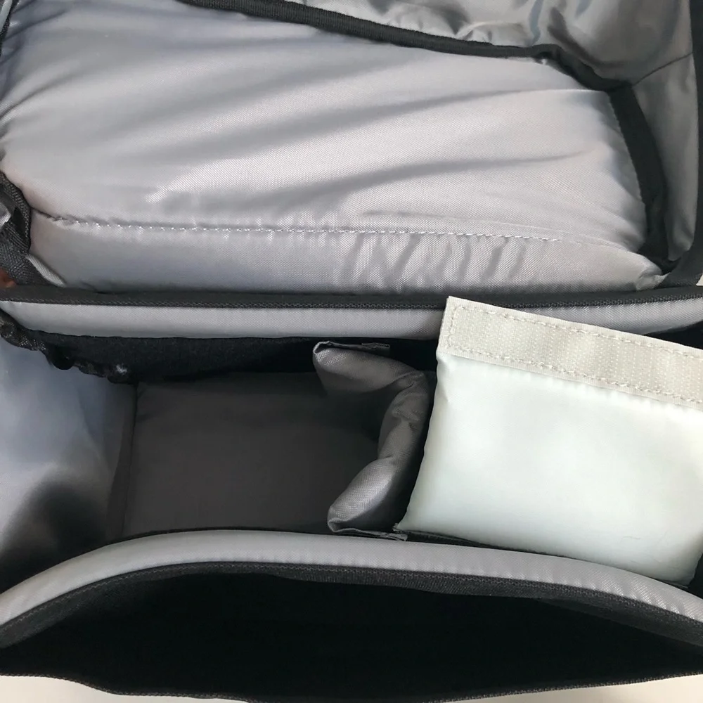 Canon EŌS 200ES Bag